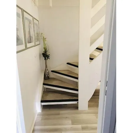 Holiday home Frog Modern Retreat *